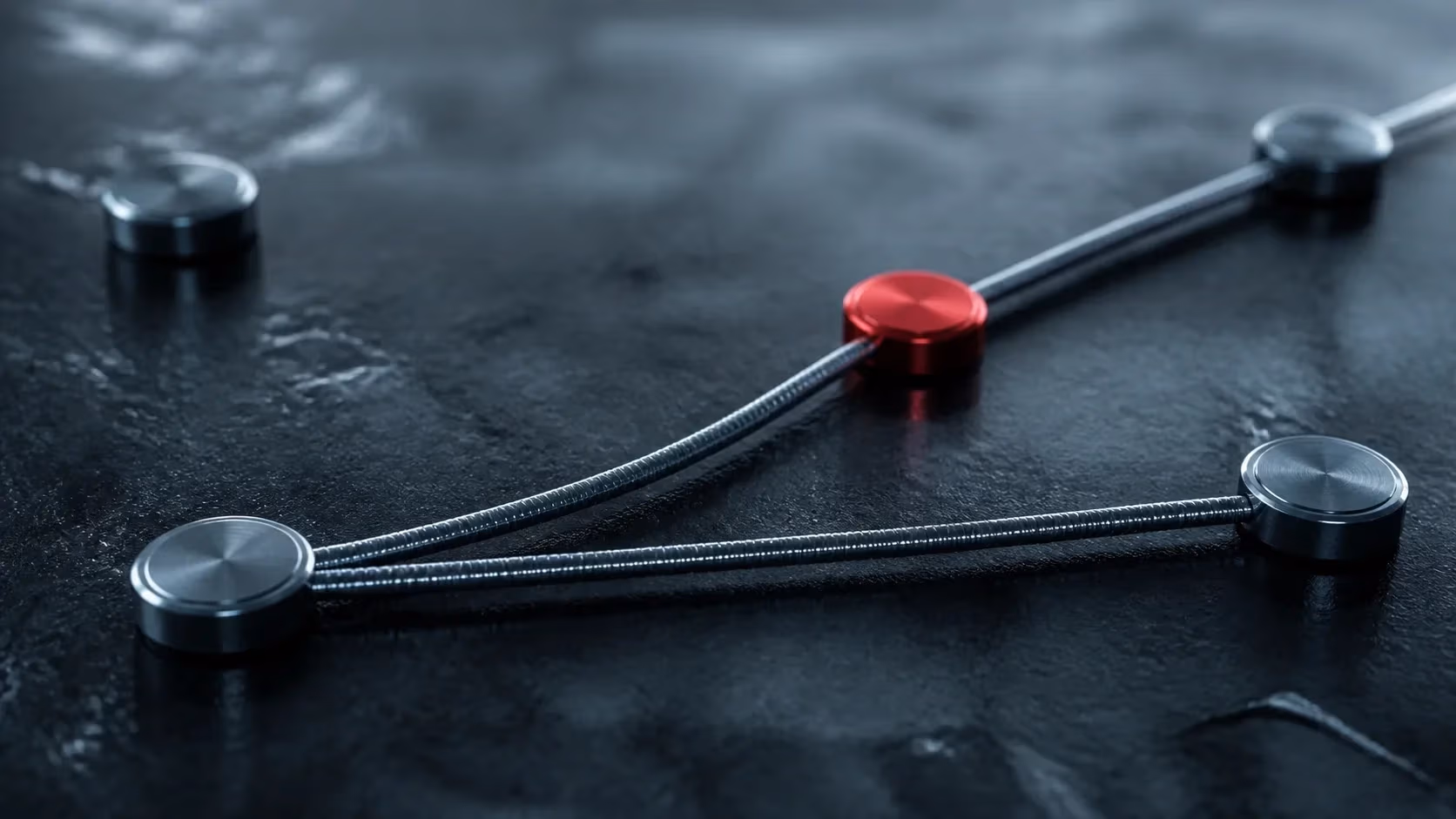 "Due cavi, uno passa per un nodo rosso intermedio: il server side vs client side"